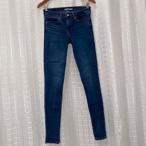 Levi’s 711 Skinny Jeans